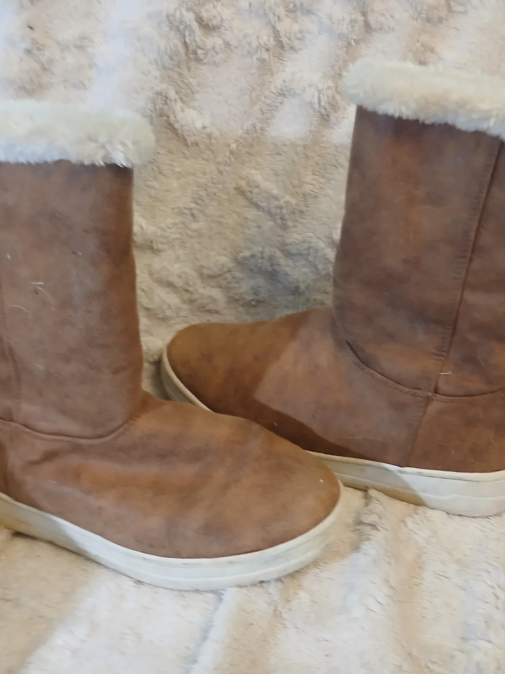 Cat & Jack Brown Faux-Suede Faux-Fur Lined Kids Boots